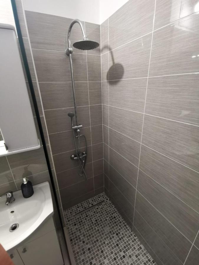 Apartament 2 Camere Aproape De Spitalul Obregia Si Bagdasar Nu Ofer Factura Bucureşti Exterior foto